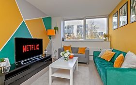 Luxurious Mk City Apartment- Walk To Train Station, Smart Tv With Netflix, Disney Plus & Prime!
